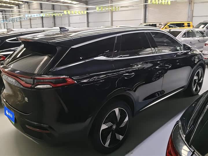 صورة 3 - BYD Tang Hybrid/EV