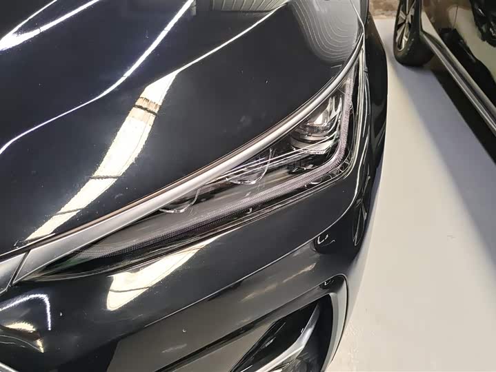 صورة 5 - BYD Tang Hybrid/EV