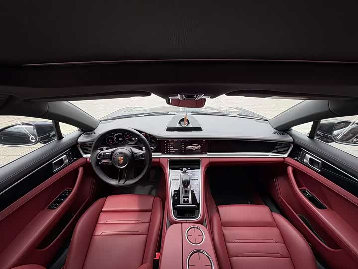 Фото 6 - Porsche Panamera