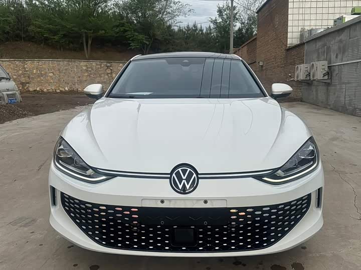 Volkswagen Lamando L 2022 2022款 凌渡L 280TSI DSG炫辣版