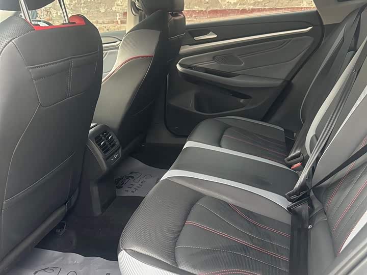 Volkswagen Lamando L 2022 2022款 凌渡L 280TSI DSG炫辣版