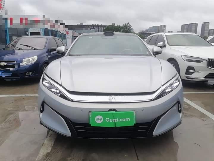 2025 BYD Han L