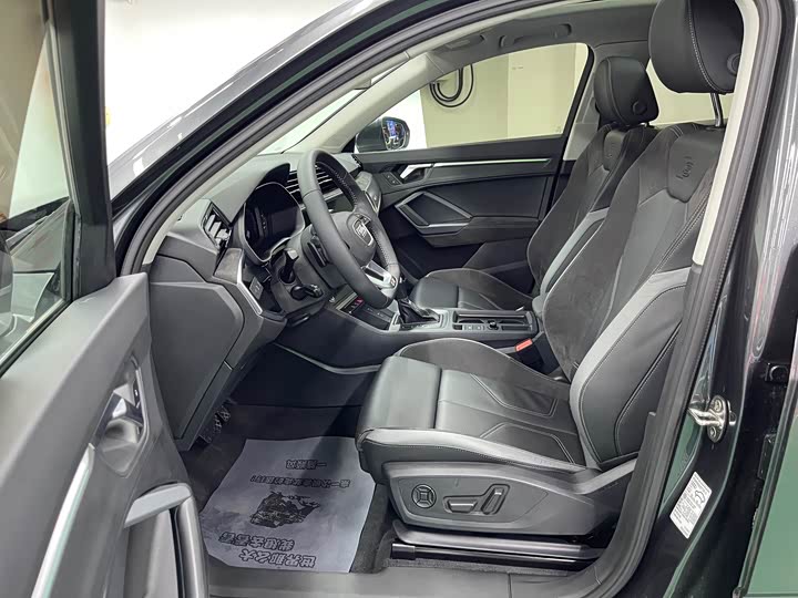 Zdjęcie 8 - Audi Q3 Sportback