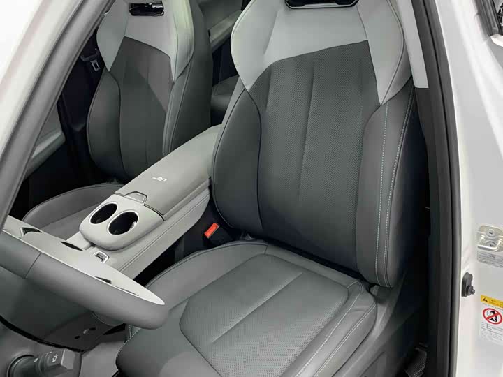 Changan UNI-Z 2025 2025款 1.5T 尊贵型