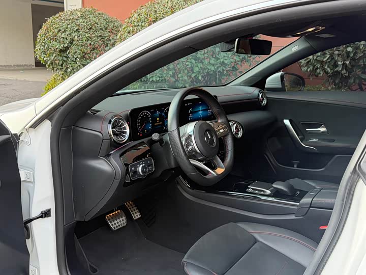 Mercedes-Benz CLA-Class 2021 2021款 CLA 200 4MATIC