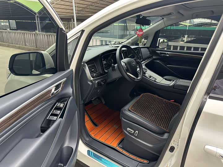 GAC Trumpchi M8 2021 2021款 领秀系列 390T 尊享版