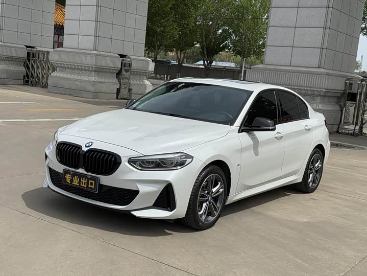 Фото 1 - BMW 1 Series