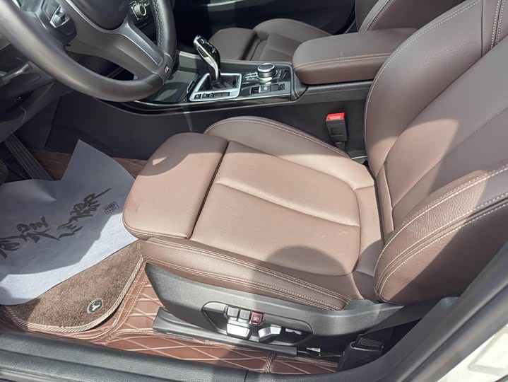 Фото 8 - BMW 1 Series