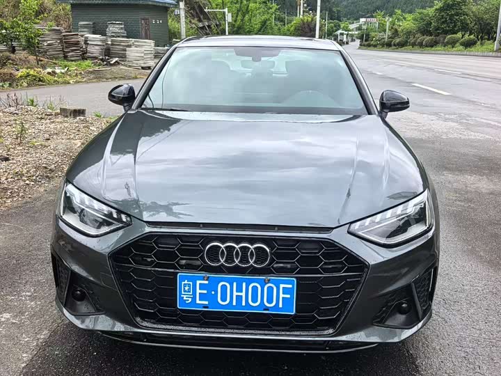 Фото 3 - Audi A4L