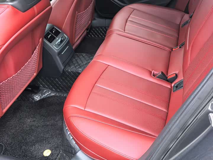 Фото 7 - Audi A4L