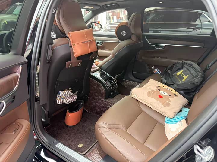 Zdjęcie 3 - Volvo S90