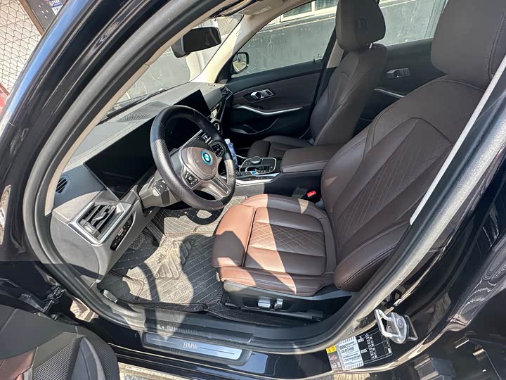 Фото 4 - BMW i3