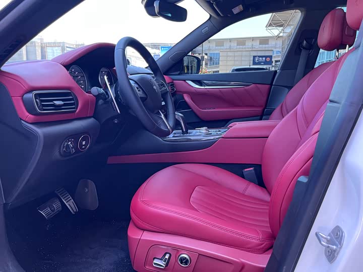 Maserati Levante 2021 2021款 3.0T 标准版