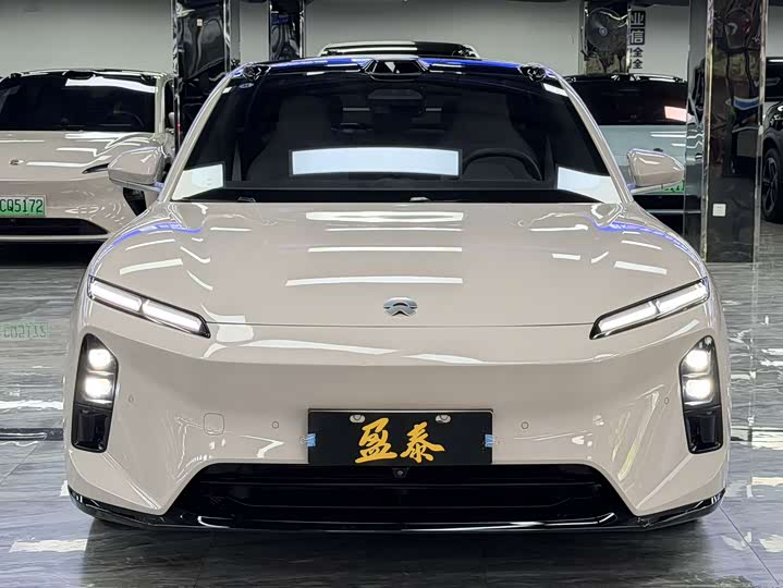Фото 2 - Nio ET5