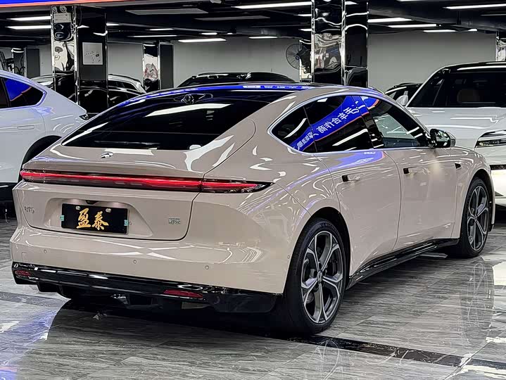 Фото 7 - Nio ET5
