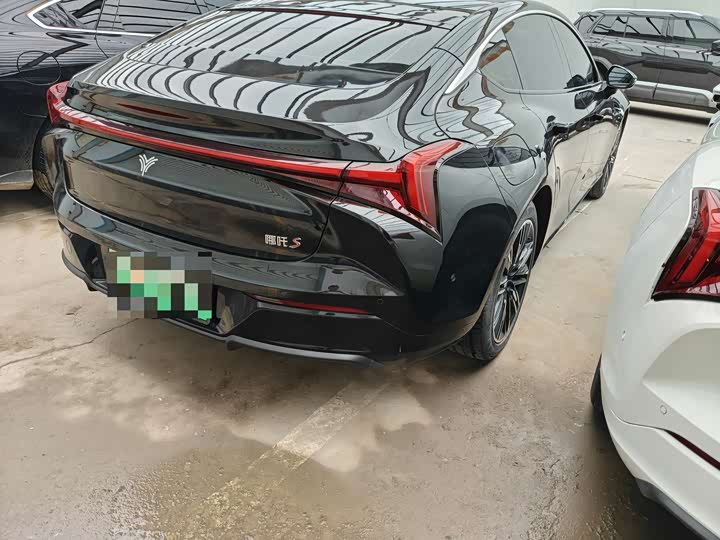 Hozon S 2022 2022款 增程版 1160km 后驱大版