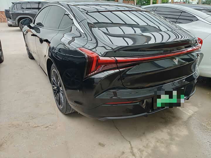 Hozon S 2022 2022款 增程版 1160km 后驱大版