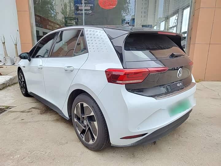 صورة 5 - Volkswagen ID.3