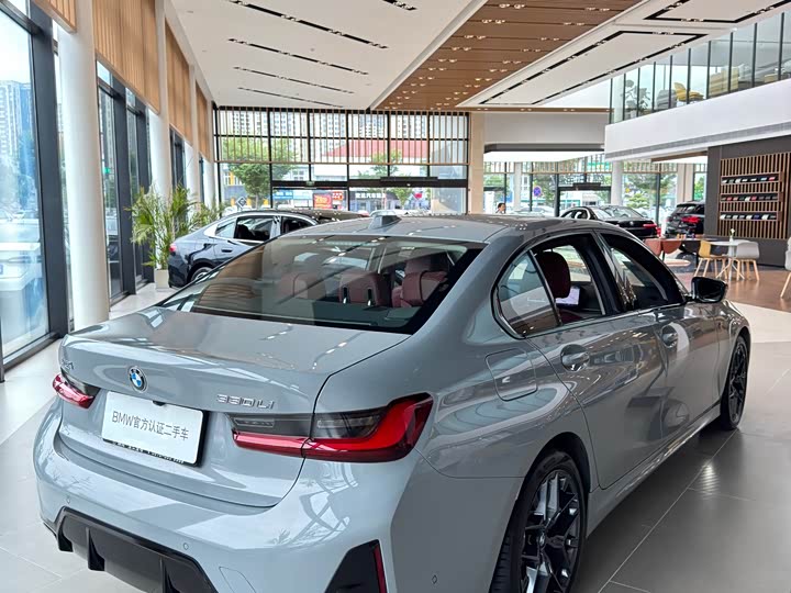 Фото 6 - BMW 3 Series