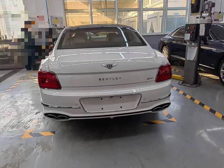2024 Bentley Flying Spur