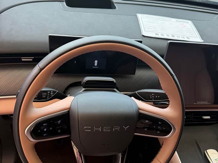 Chery Tiggo 8L 2024 2024款 2.0T 两驱尊贵版 5座