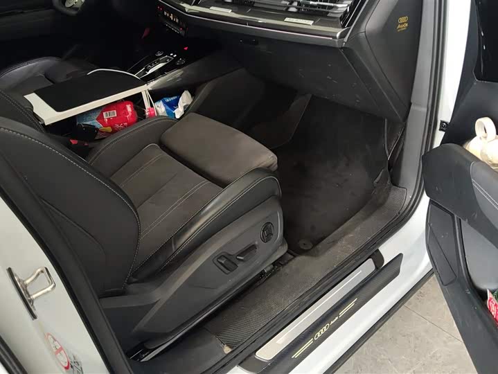 Фото 8 - Audi Q4 e-tron