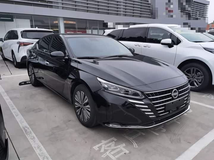 Photo 4 - Nissan Teana