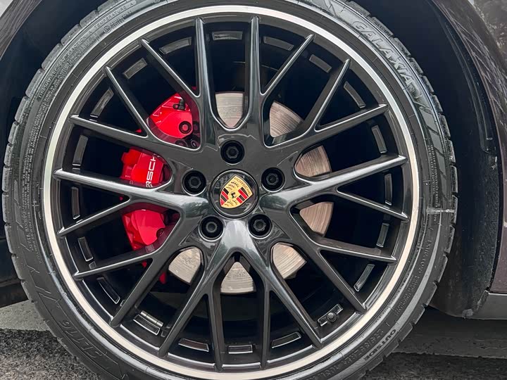 Фото 4 - Porsche Panamera