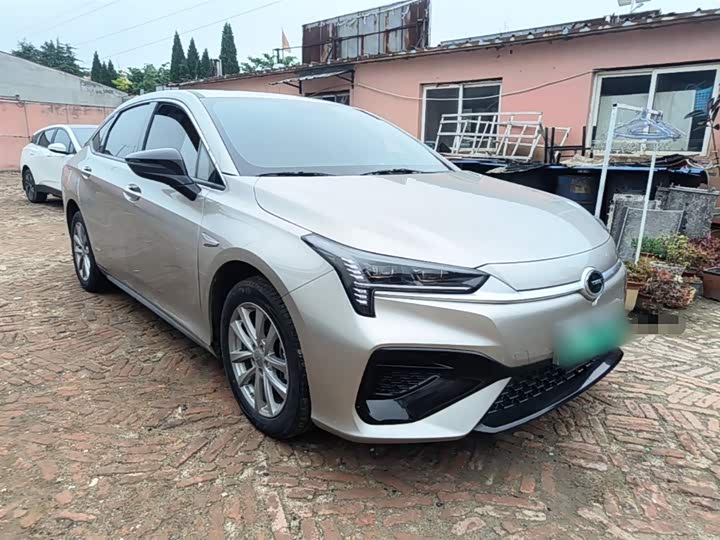 Фото 4 - GAC Aion S