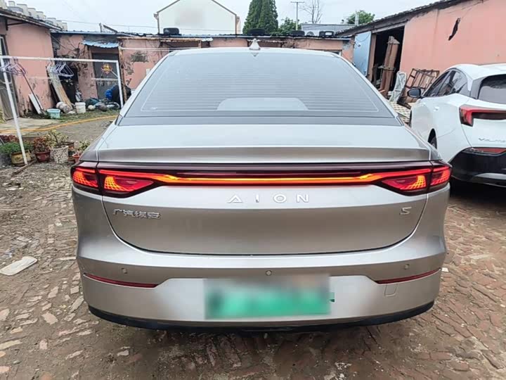 Фото 6 - GAC Aion S