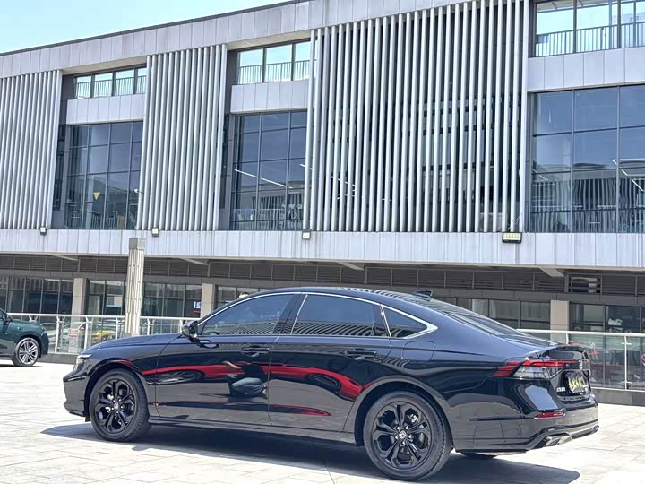 Honda Accord 2025 2025款 运动系列 260TURBO 豪华版