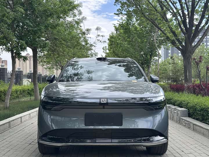 Zeekr 7X 2025 2025款 100kWh 长续航四驱智驾版