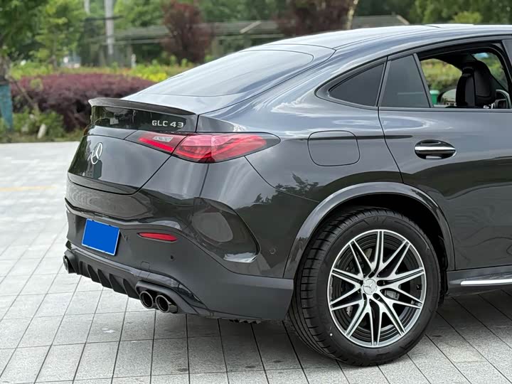 2025 Mercedes-Benz GLC-Class Coupe AMG