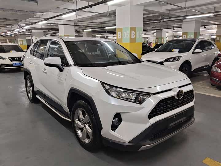Toyota RAV4 2021 2021款 2.0L CVT两驱风尚版