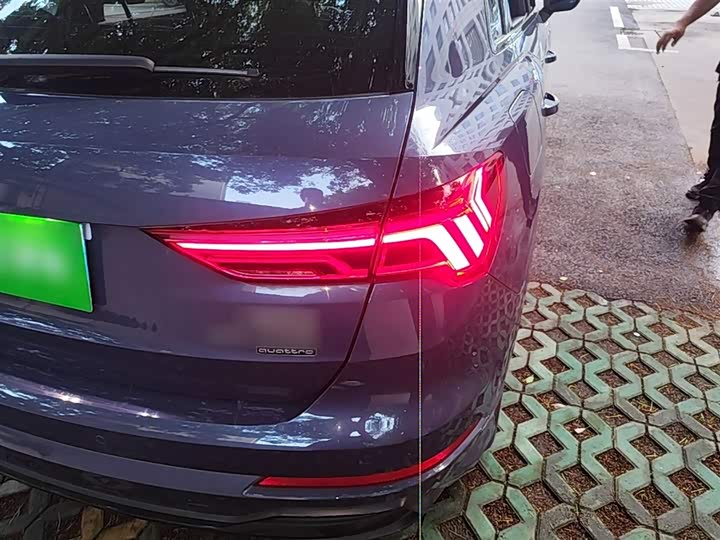 Фото 8 - Audi Q3