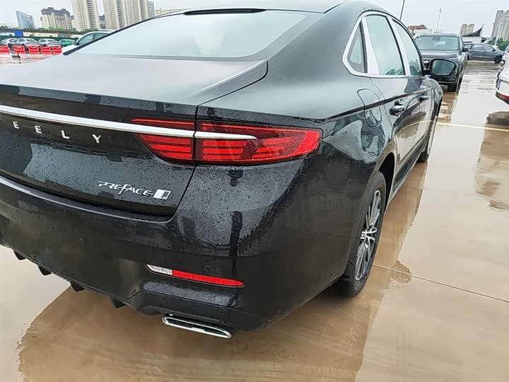 Geely Preface 2026 2026款 东方曜 1.5TD 扶摇版