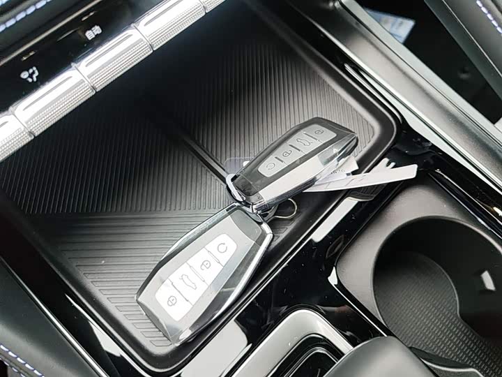 Geely Preface 2026 2026款 东方曜 1.5TD 扶摇版