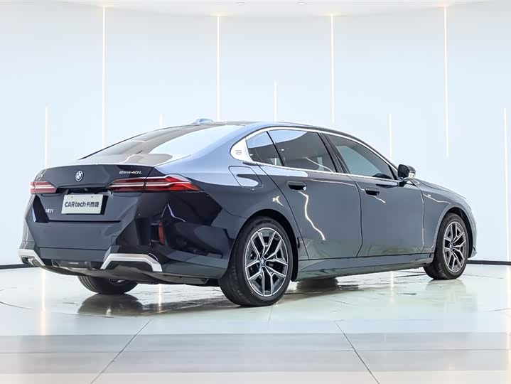 BMW i5 2025 2025款 eDrive 40L M运动套装