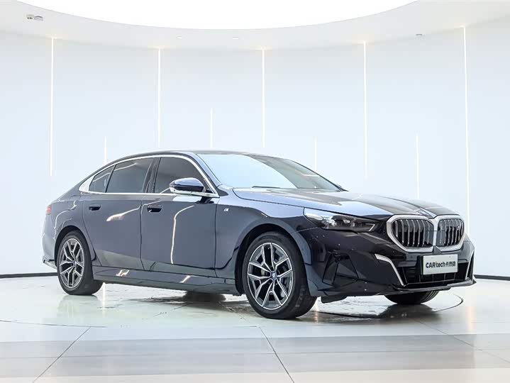 BMW i5 2025 2025款 eDrive 40L M运动套装