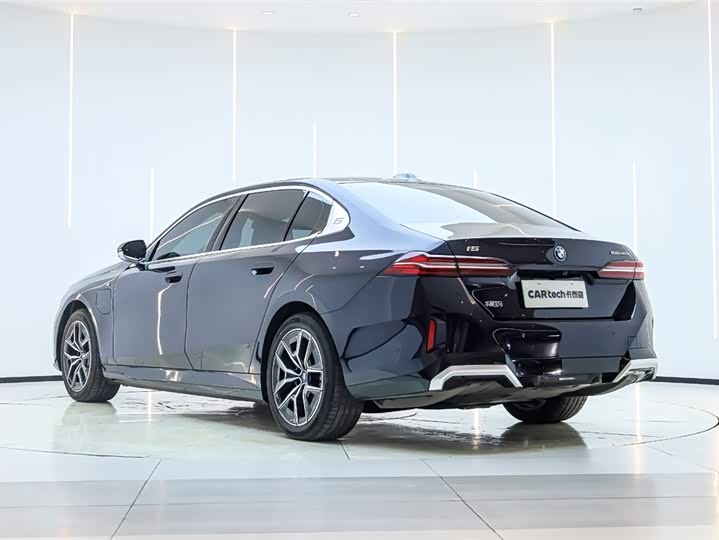 BMW i5 2025 2025款 eDrive 40L M运动套装
