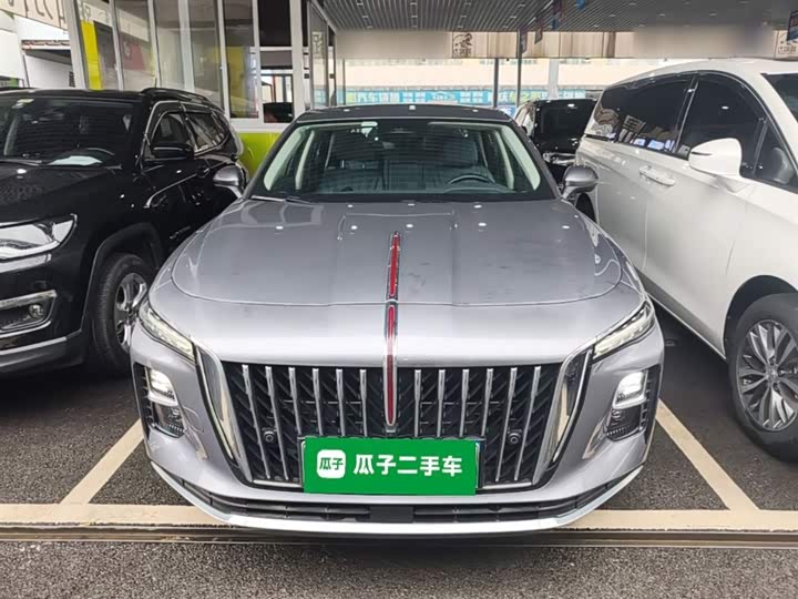 2025 Hongqi H5 Hybrid