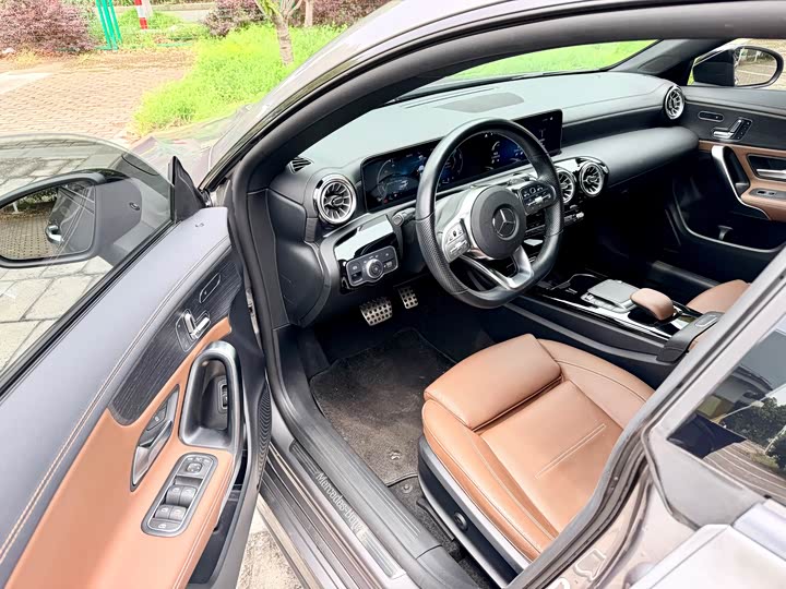 Mercedes-Benz CLA-Class 2022 2022款 CLA 260 4MATIC