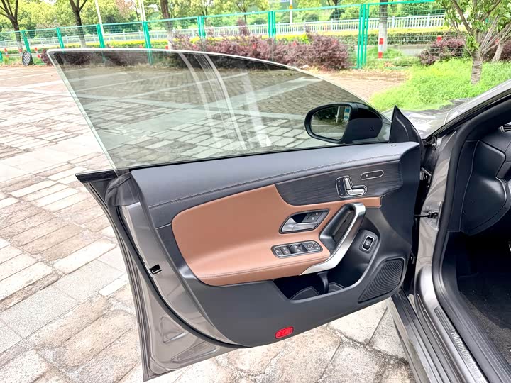 Mercedes-Benz CLA-Class 2022 2022款 CLA 260 4MATIC