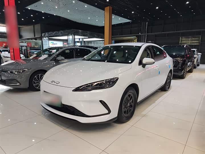 BYD Seal 05 DM-i Hybrid 2025 2025款 DM-i 智驾版 55KM豪华型