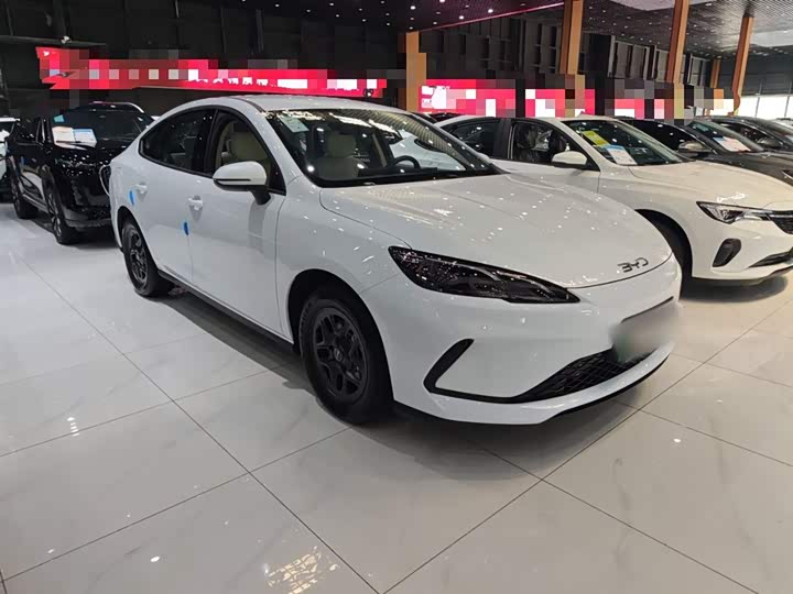 BYD Seal 05 DM-i Hybrid 2025 2025款 DM-i 智驾版 55KM豪华型