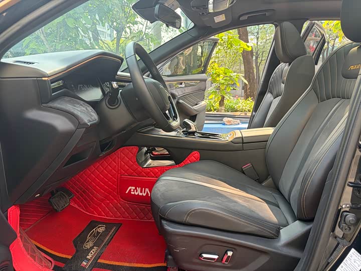 Dongfeng Aeolus Yixuan Max 2021 2021款 1.5T 暗夜破晓版