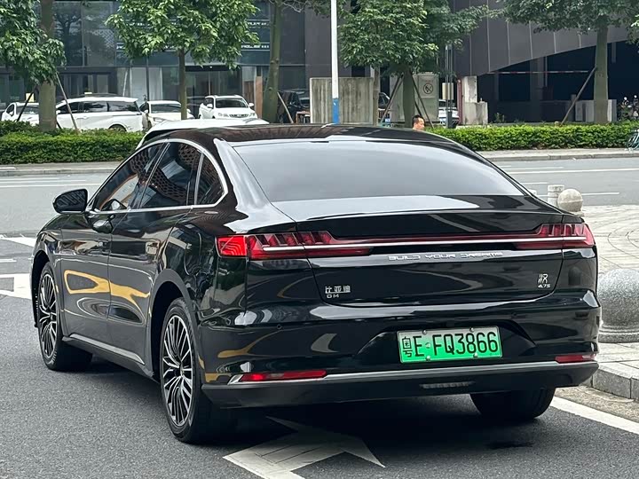 Фото 9 - BYD Han