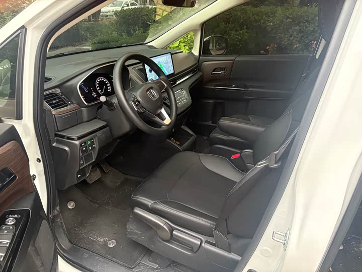 Фото 6 - Honda Odyssey