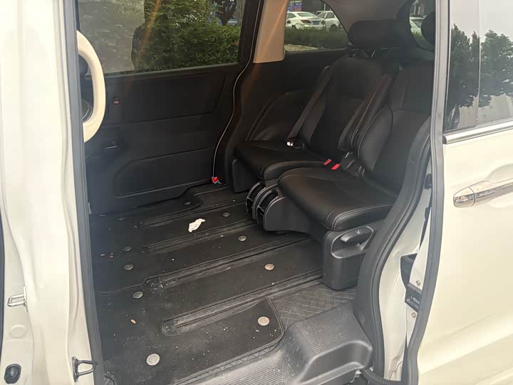 Фото 7 - Honda Odyssey