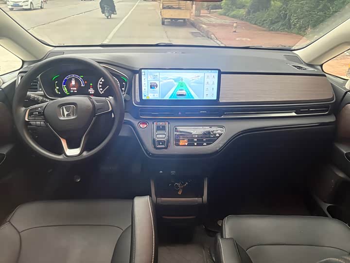 Фото 8 - Honda Odyssey